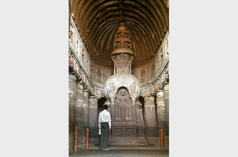 Buddhistischer H�hlentempel in Ajanta, Maharashtra - Geschichte 20