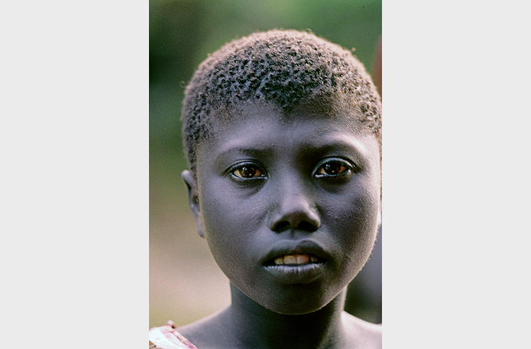  Jarawa-M�dchen, Andamanen-Inseln  