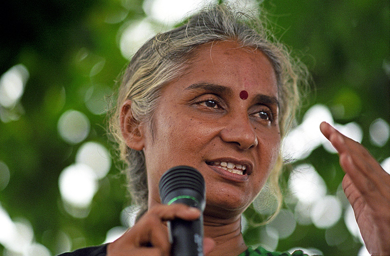 Medha Patkar f�hrt die Protestbewegung im Narmada-Tal