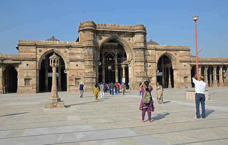 Gro�e Moschee in Ahmedabad, Gujarat  - Muslime 10